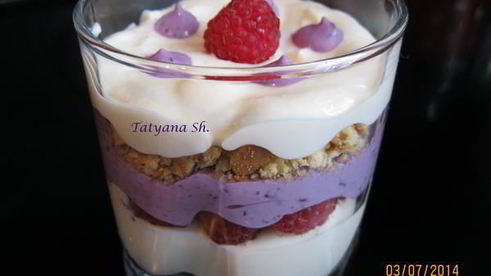 десерт с рикоттой и ягодами