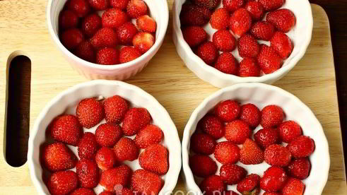 клубничный крамбл