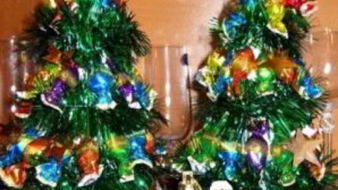 елка из конфет