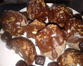 КонфеткиВесельчаки-толстячки с шоколадом и миндалем без выпечки