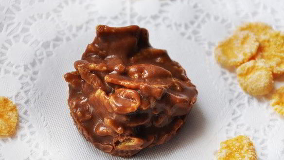 Рецепт Конфет из шоколадных батончиков с кукурузными хлопьями