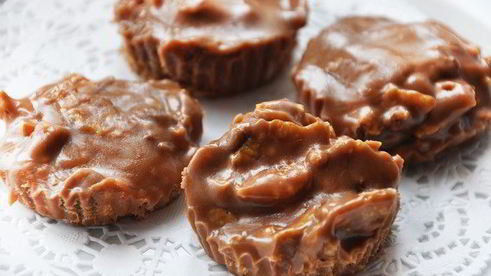 конфеты из шоколадных батончиков c кукурузными хлопьями