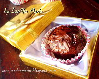 Вишневые бисквитные конфеты в шоколаде