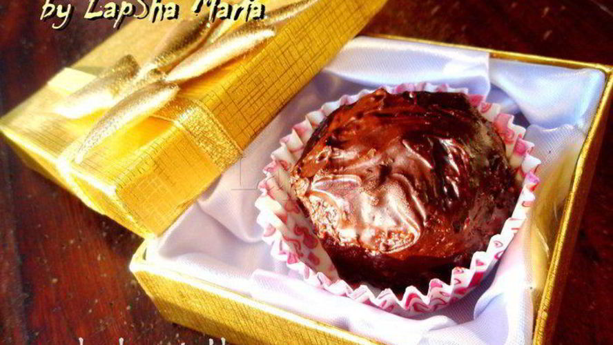 Рецепт вишневых бисквитных конфет в шоколаде