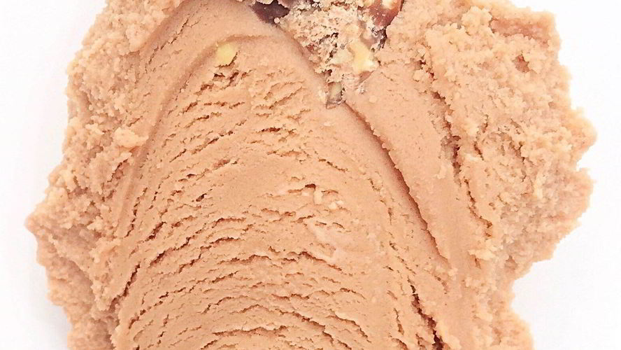 Рецепт замороженного йогурта с нутеллой и конфетами ferrero rocher