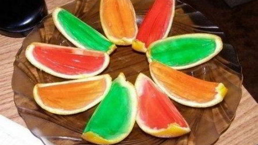 Рецепт красочного желе в апельсинах