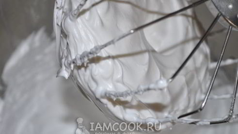 белковый крем для торта