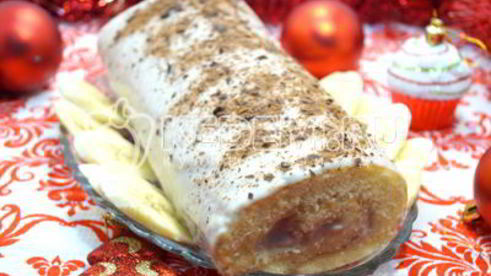 бисквитный рулет с кремом зимнее полено