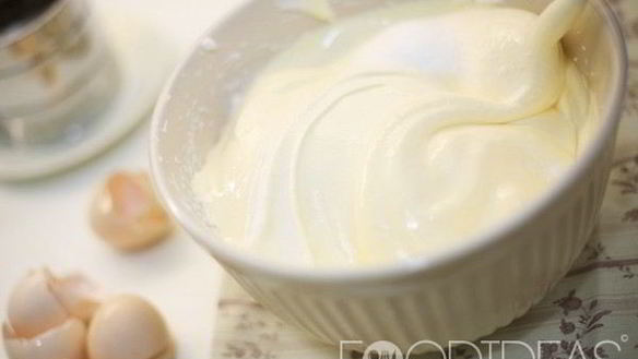 Рецепт Крема из сметаны и сгущенки