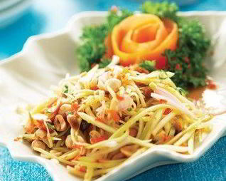 Паста из кабачков с кремом из кешью и мяты