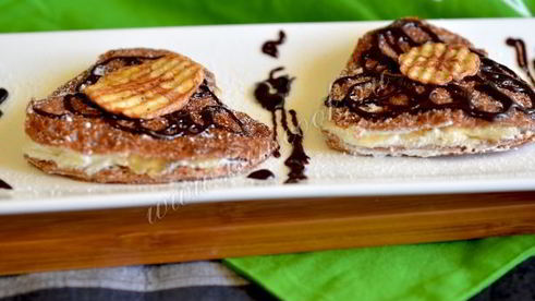 шоколадные блинчики с творожным кремом и бананом