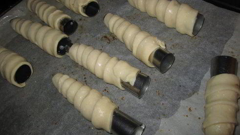 трубочки с ореховым кремом