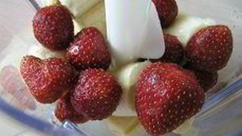 клубнично-банановое мороженое