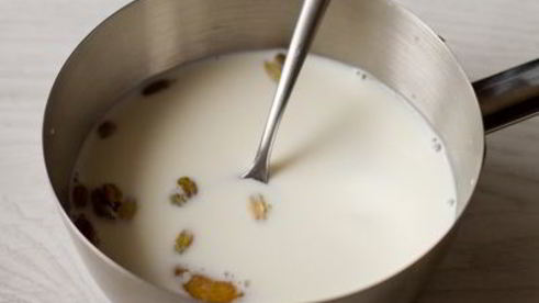 мороженое из хурмы с кардамоном и медом