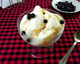 Мороженое из молока и сахара