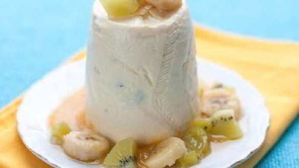 Рецепт Мороженого из творога с медом и фруктами