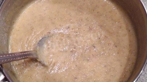 мороженое на сливках с фисташками