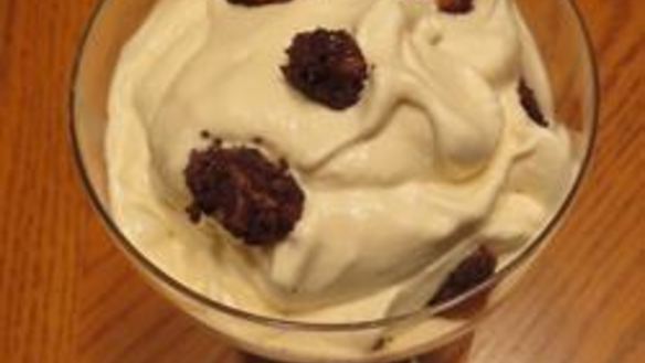 Рецепт Мороженого с орехами и шоколадом