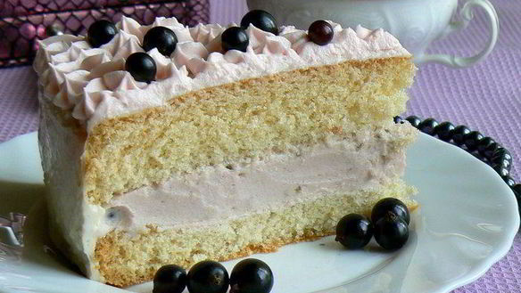 Рецепт Бисквита с нежным сливочно-смородиновым муссом