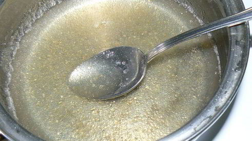 бисквит с нежным сливочно-смородиновым муссом