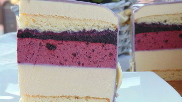 Рецепт Фиалкового торта-мусса с черникой Весна в Тулузе