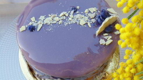 фиалковый торт-мусс с черникой весна в тулузе