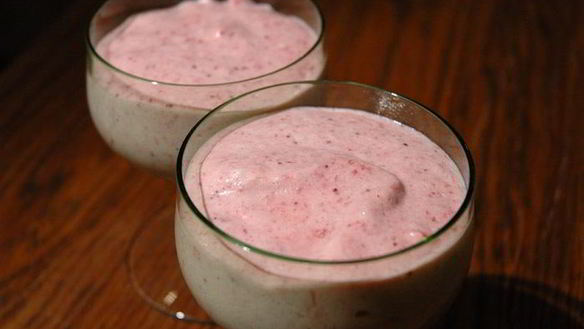 Рецепт Клубничного мусса с белым шоколадом