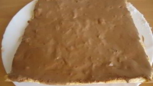 миндальный рулет с шоколадным муссом