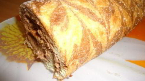 миндальный рулет с шоколадным муссом