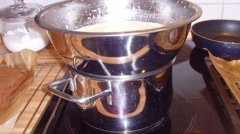 мокка-мусс в ягодном обрамлении