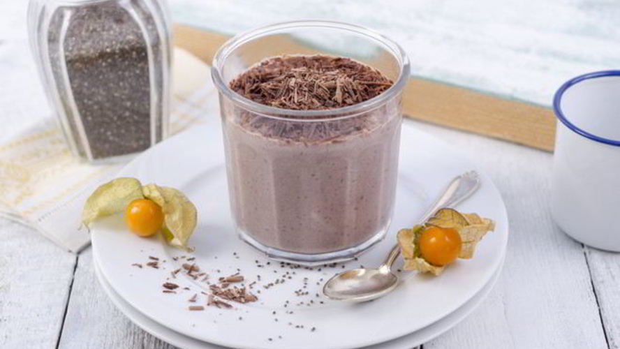 Рецепт шоколадного мусса с вишнями