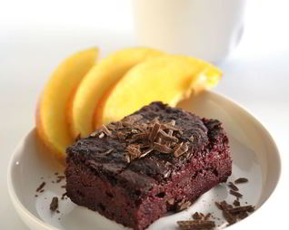 Шоколадный торт-мусс со свеклой