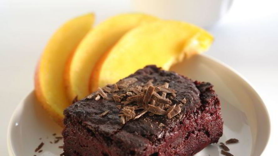 Рецепт шоколадного торта-мусса со свеклой