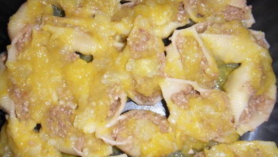 Рецепт сладкой пасты с яблочным муссом под апельсиновым соусом