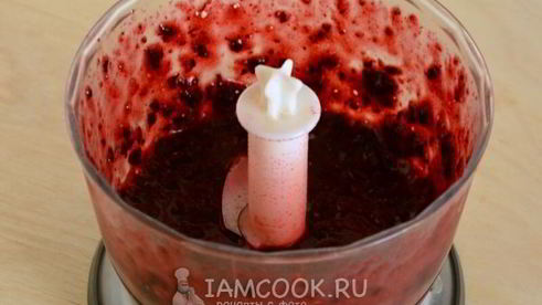 сливочный мусс с черной смородиной