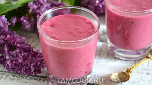 сливочный мусс с черной смородиной