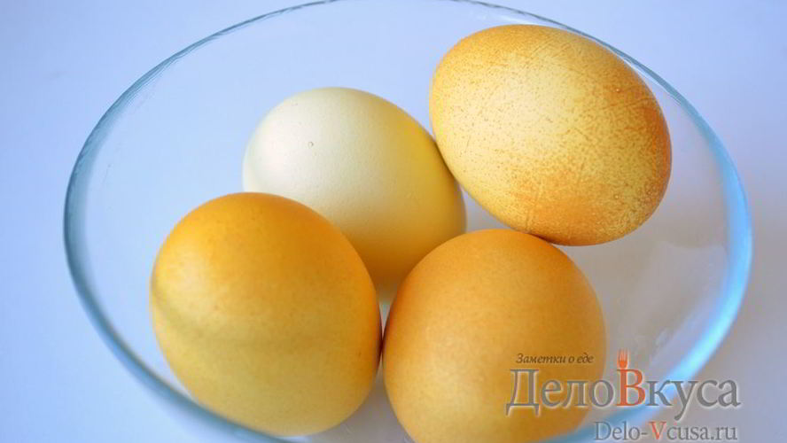 Рецепт красима пасхальные яйца в желтый цвет куркумой