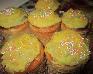 Кулич с мандариновой глазурью