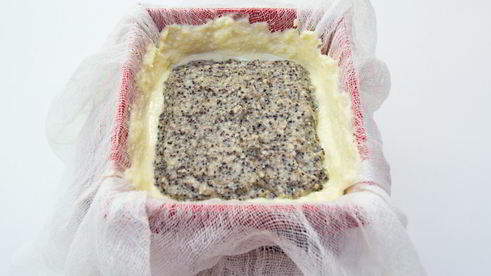 царская творожная пасха с маковой начинкой