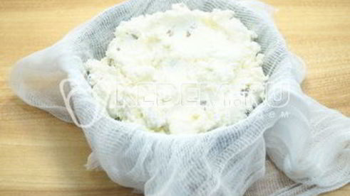 творожная пасха с изюмом без яиц