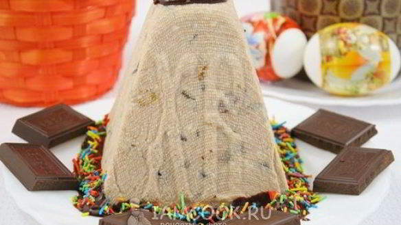 Рецепт Творожной пасхи шоколадной с сухофруктами