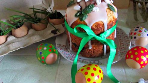 творожный кулич с черносливом