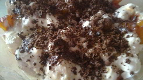 персико-шоколадные шарики из творога