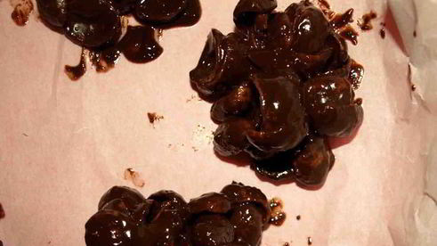 песочные шоколадные розы