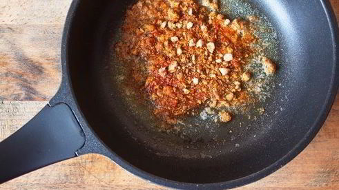 скрамбл с брокколи и бородинскими отрубями