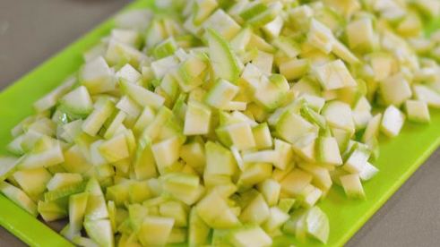 суфле с чеддером и кабачками