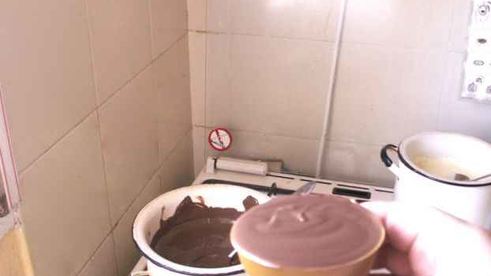 суфле в шоколадных стаканчиках