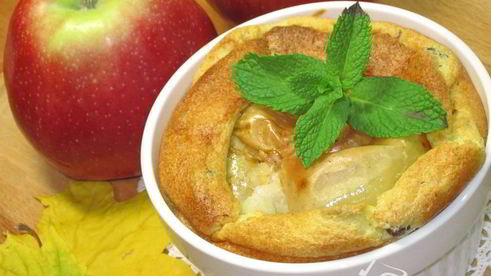 яблоки в манном суфле