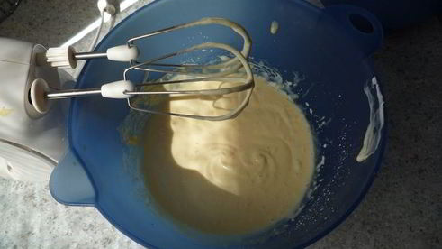 изысканный тирамису с яйчным ликером