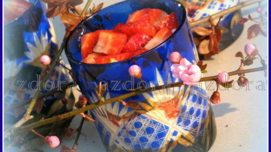 Рецепт тирамису без яиц, с рикоттой и клубникой